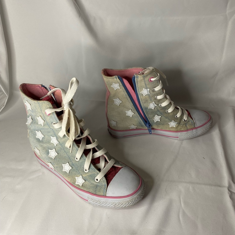 Skecher High Top Sneakers